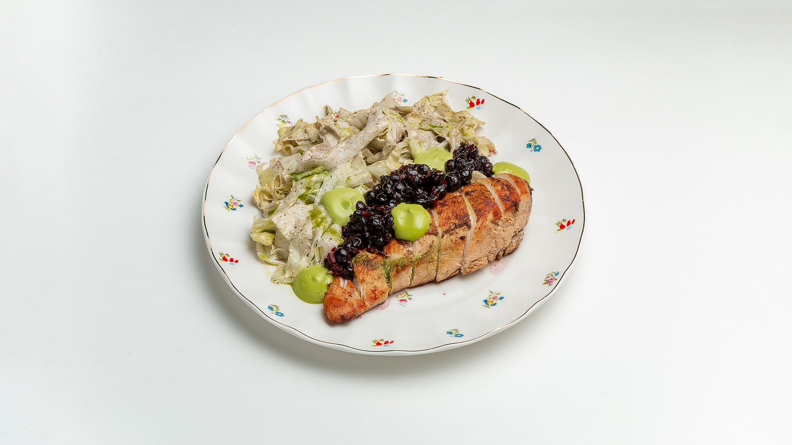 Spiced chicken salad with blackcurrant salsa