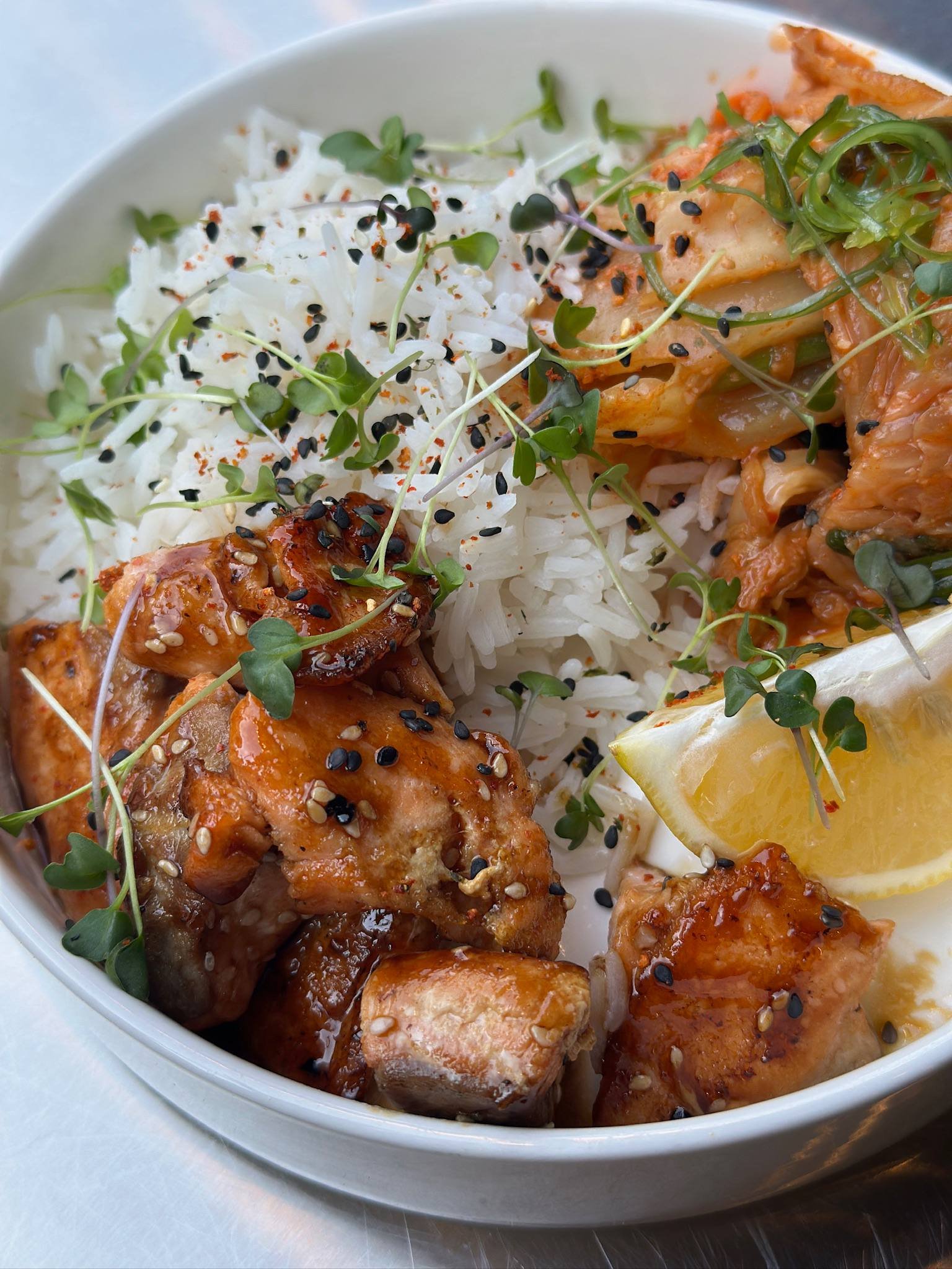 Korean Fried Chicken w Kimchi & Rice