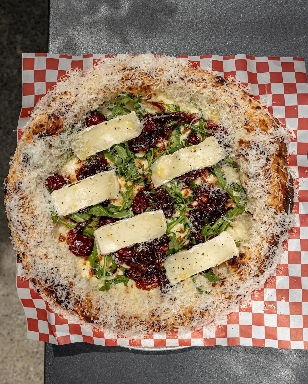 Pizza brie and onion jam