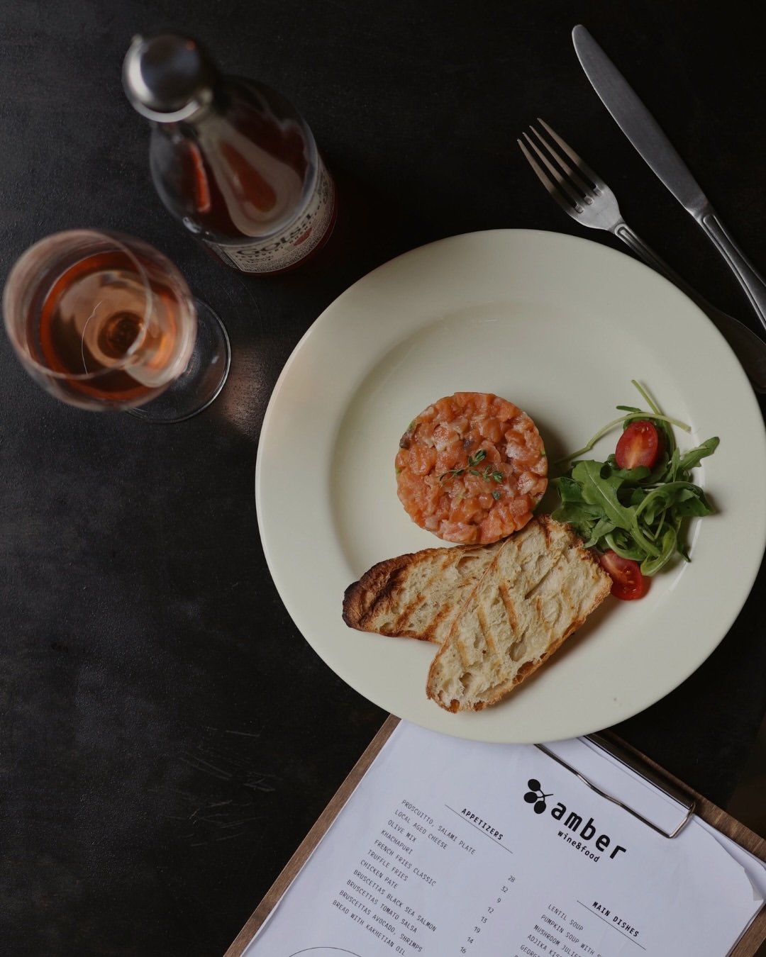 Salmon tartare