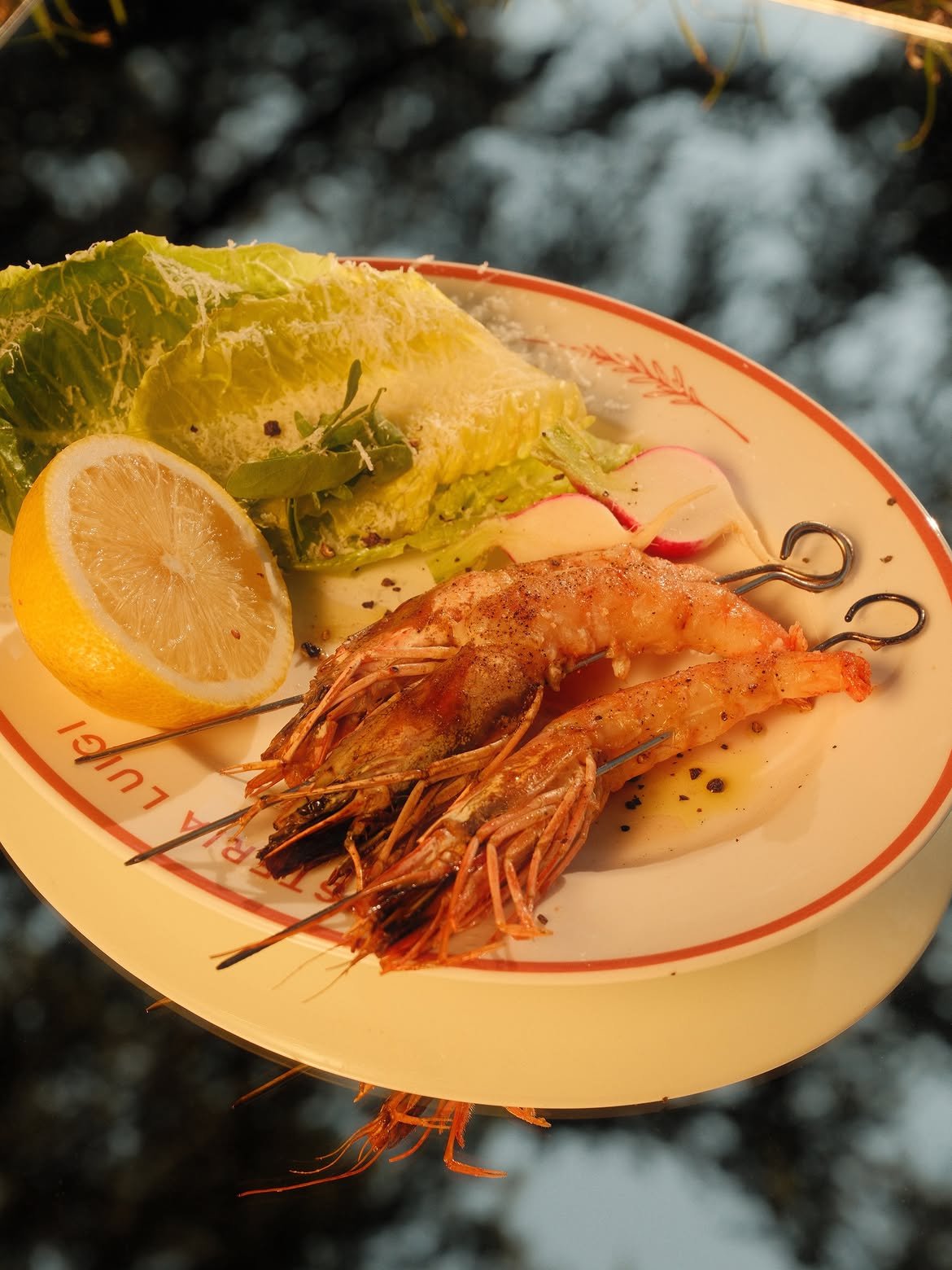 Grilled king prawns with garlic & olive oil 