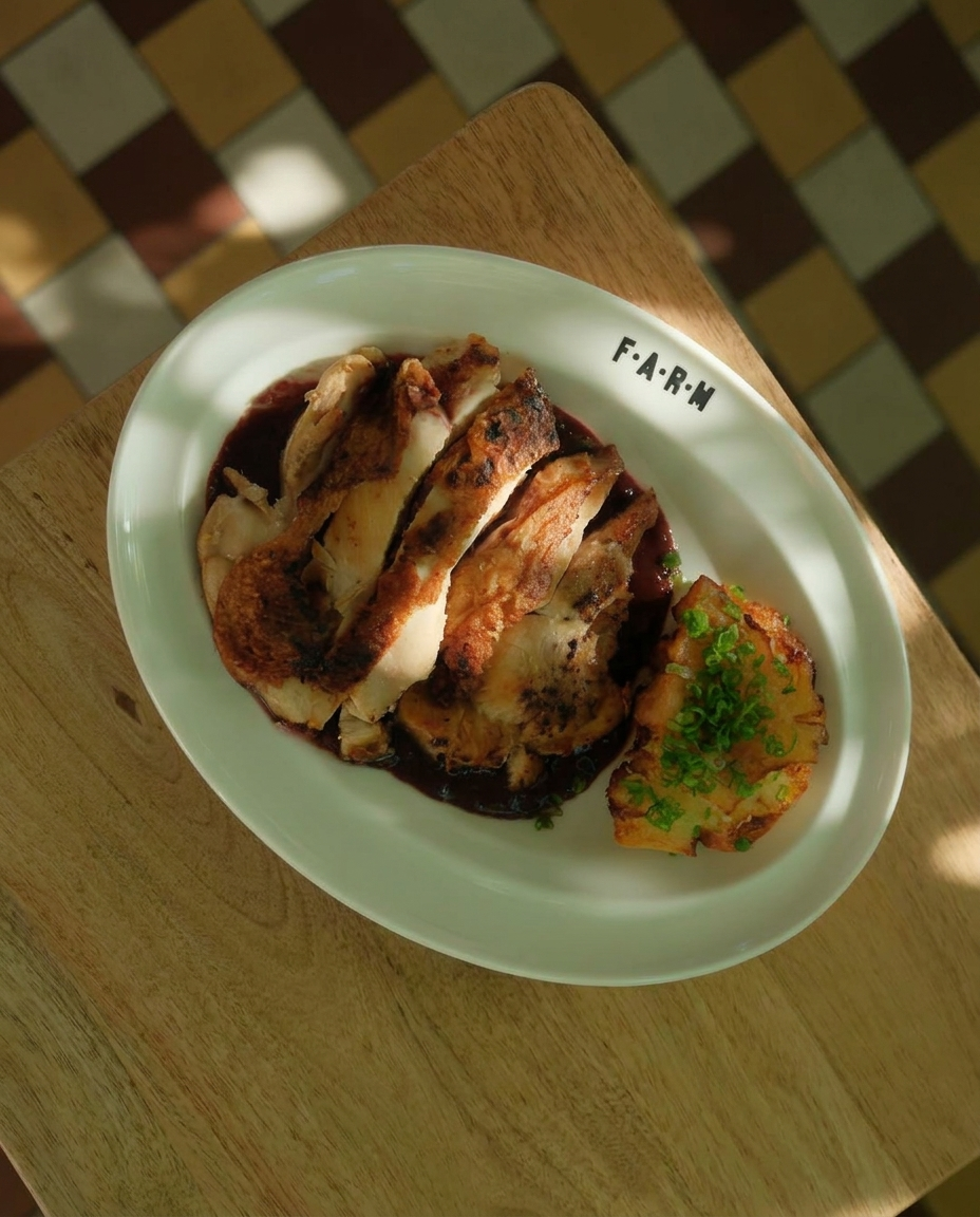 Chicken berry, with a side of a crispiest potato